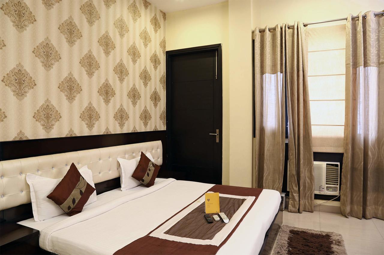 Fabhotel Signature Cyber Park Delhi  Bagian luar foto