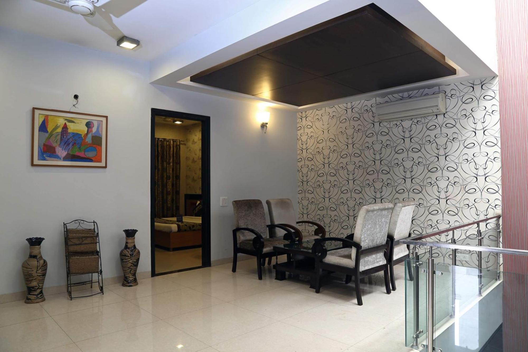 Fabhotel Signature Cyber Park Delhi  Bagian luar foto