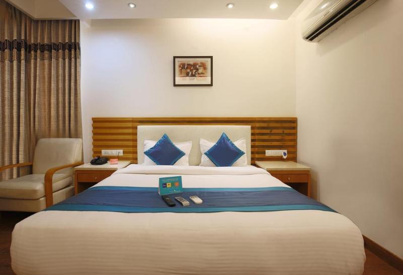 Fabhotel Signature Cyber Park Delhi  Bagian luar foto