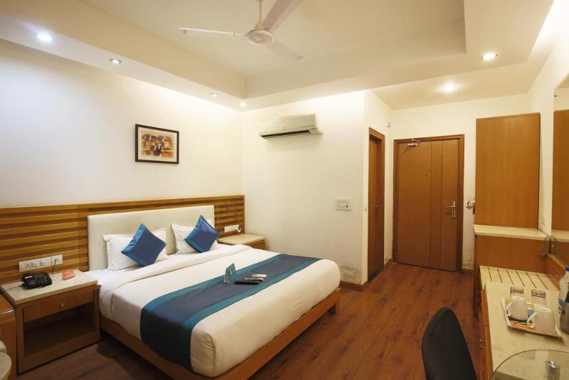 Fabhotel Signature Cyber Park Delhi  Bagian luar foto