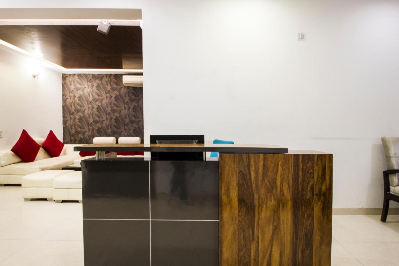 Fabhotel Signature Cyber Park Delhi  Bagian luar foto