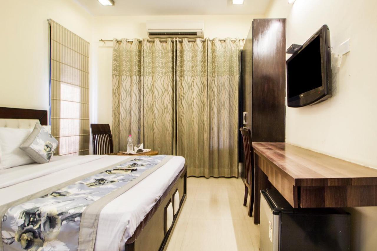 Fabhotel Signature Cyber Park Delhi  Bagian luar foto